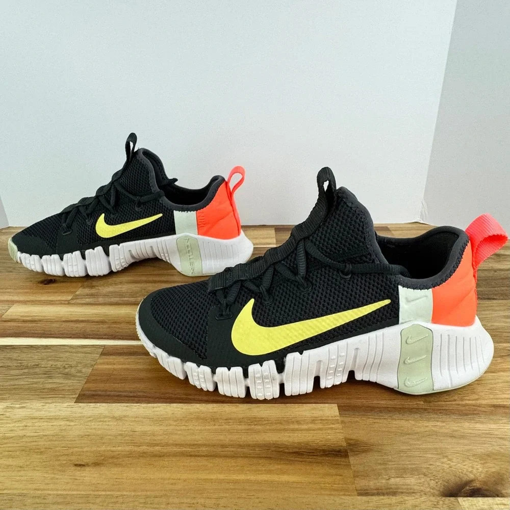 Nike Free Metcon 4 Training Shoes Black‎ Yellow Orange Womens Size 8.5